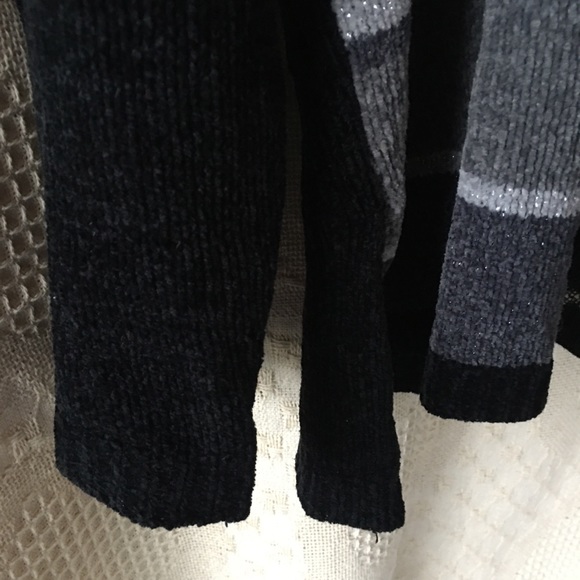 Women’s Carolyn Taylor Sweater Size Large - Picture 5 of 8